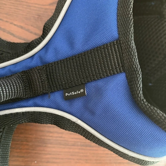 PetSafe EasySport Dog Harness Blue‎ Black Size Small NWOT Grab Handle Reflective - Picture 3 of 8
